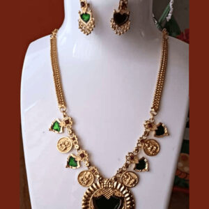 Pallakka With Kashu Necklace